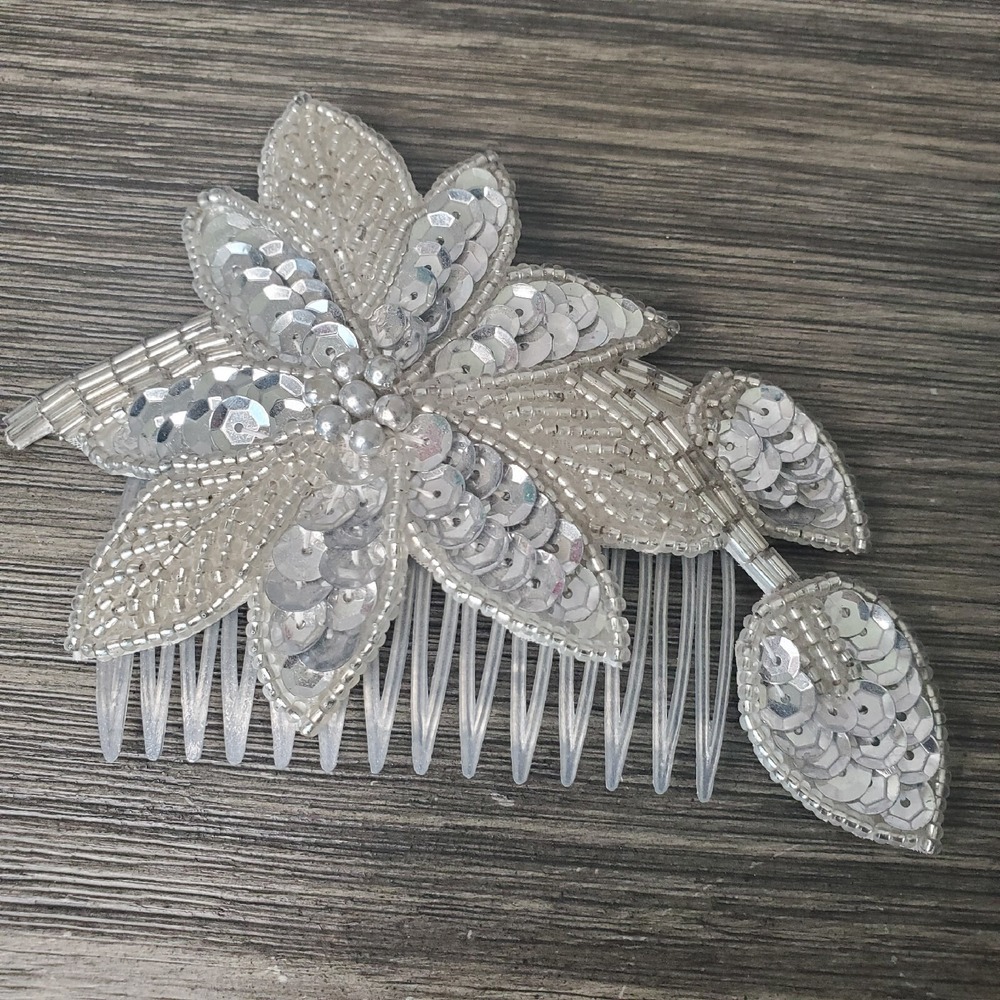 Silver Beaded Sequins‎ Decorative Hair Comb Wedding Quinceanera Party Costume